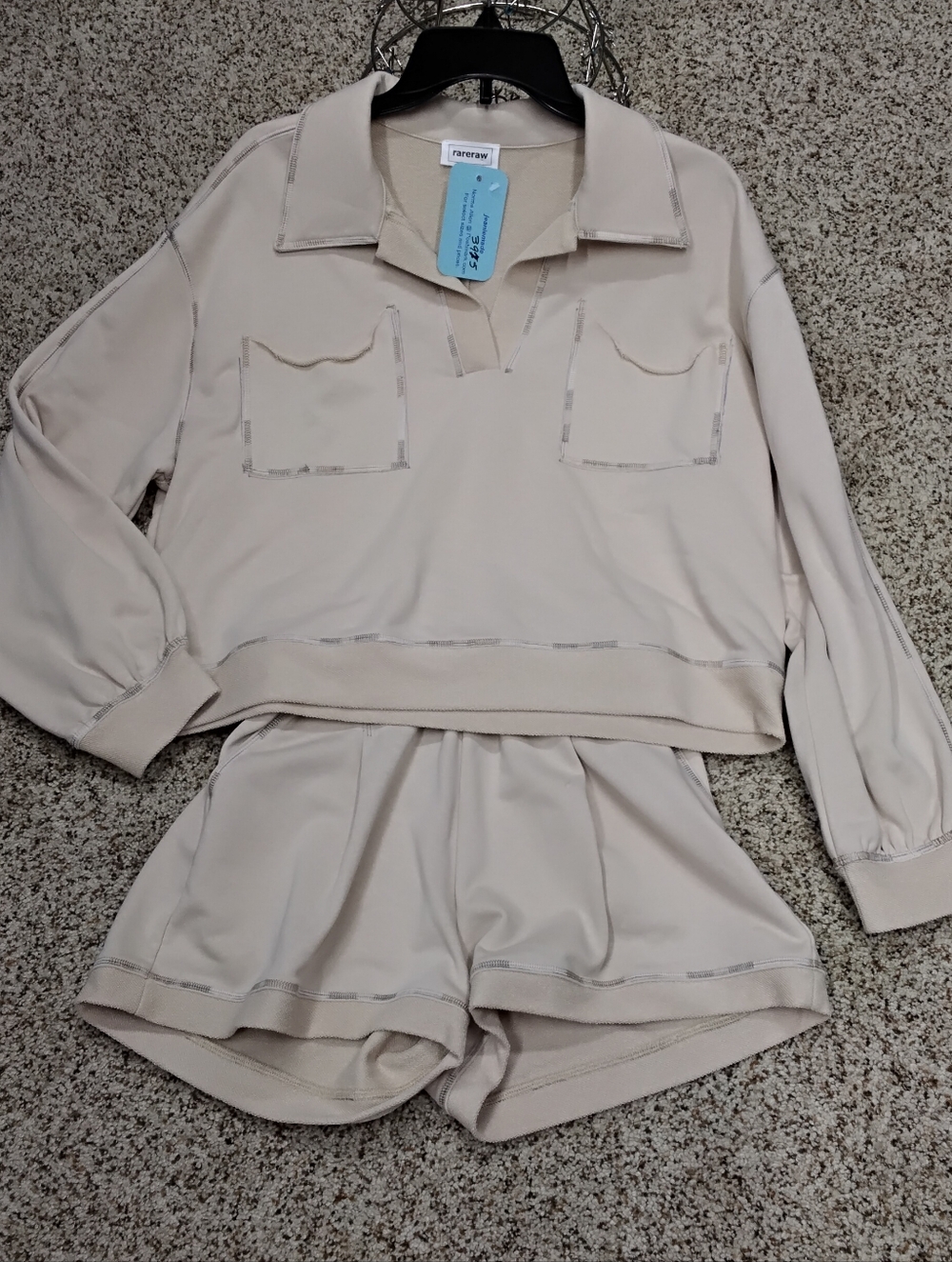 3975 Size Small/med Rare Raw Light Beige Collared Pullover & Shorts Set